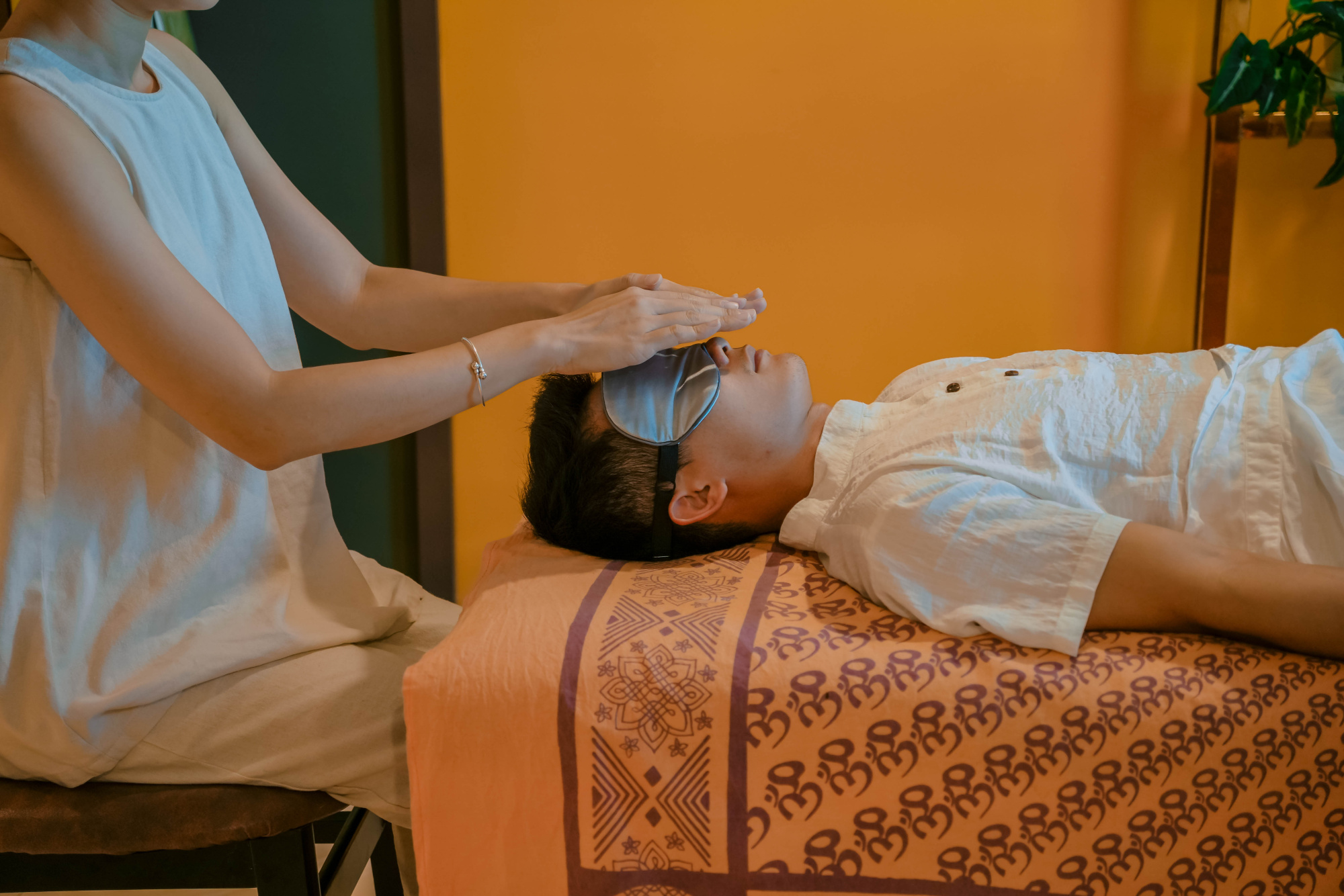 Chữa bệnh bằng năng lượng reiki là gì?